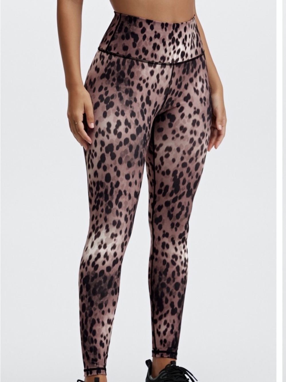 Fabletics Cheetah Set - Picture 2 of 4
